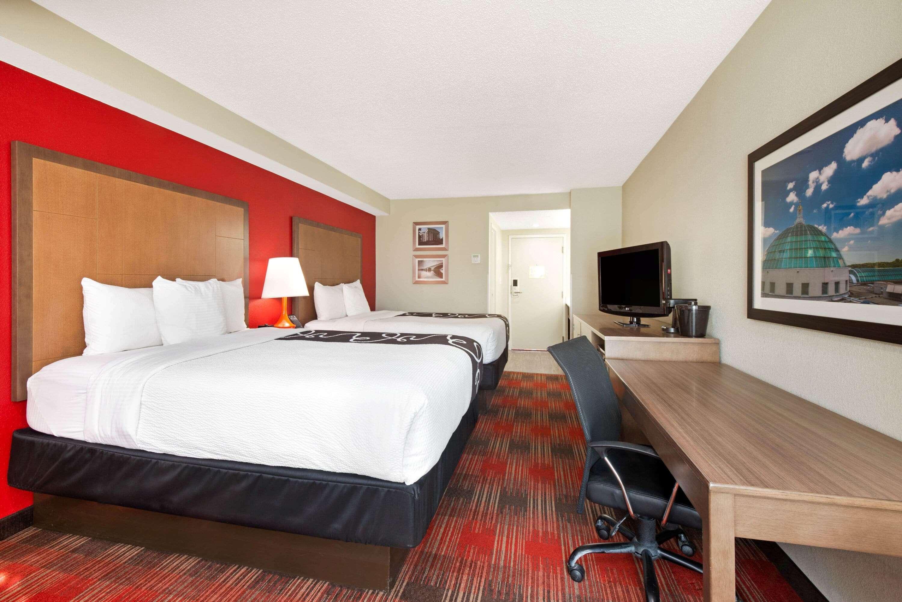 La Quinta Inn & Suites By Wyndham Dc Metro Capital Beltway Capitol Heights Extérieur photo