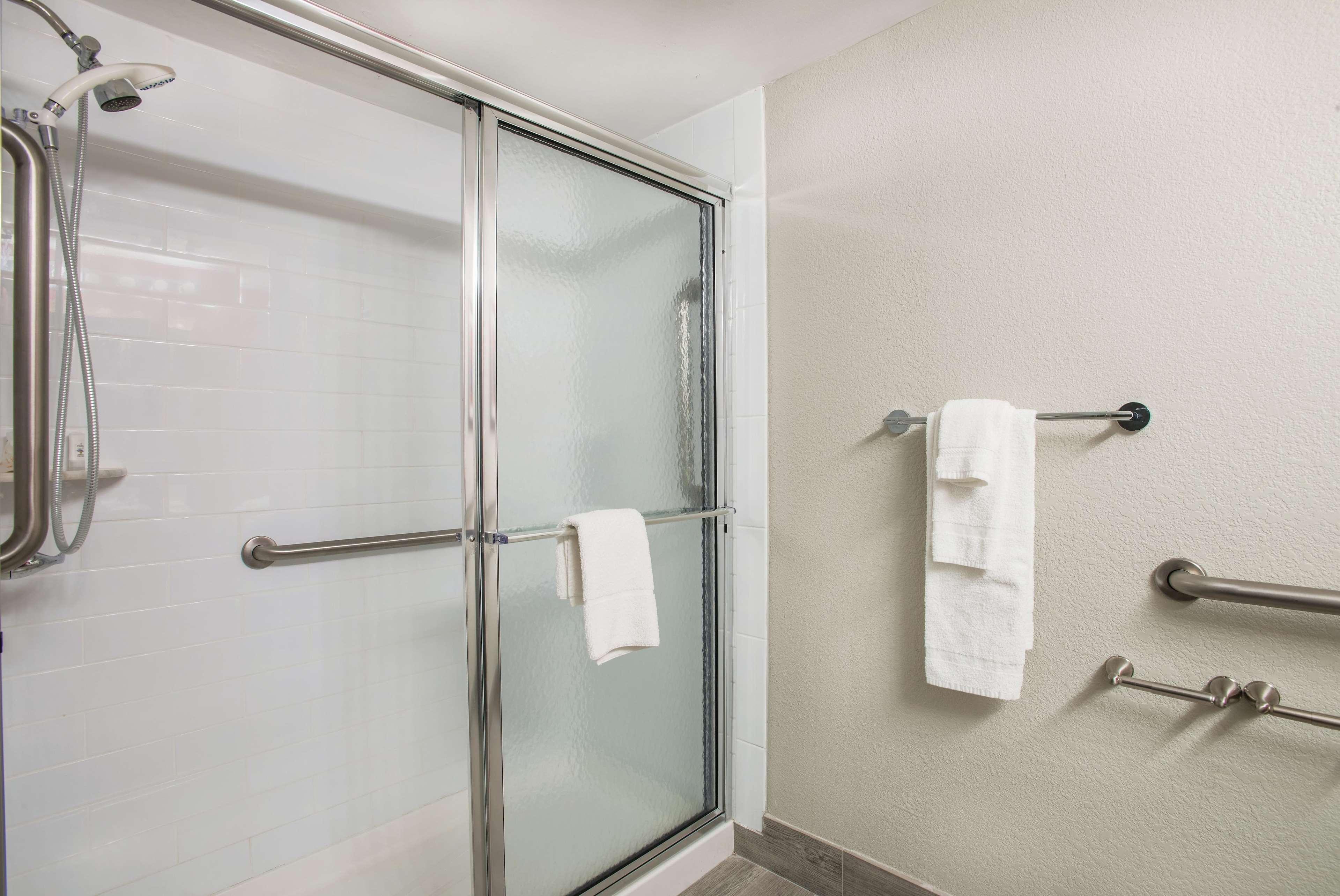 La Quinta Inn & Suites By Wyndham Dc Metro Capital Beltway Capitol Heights Extérieur photo