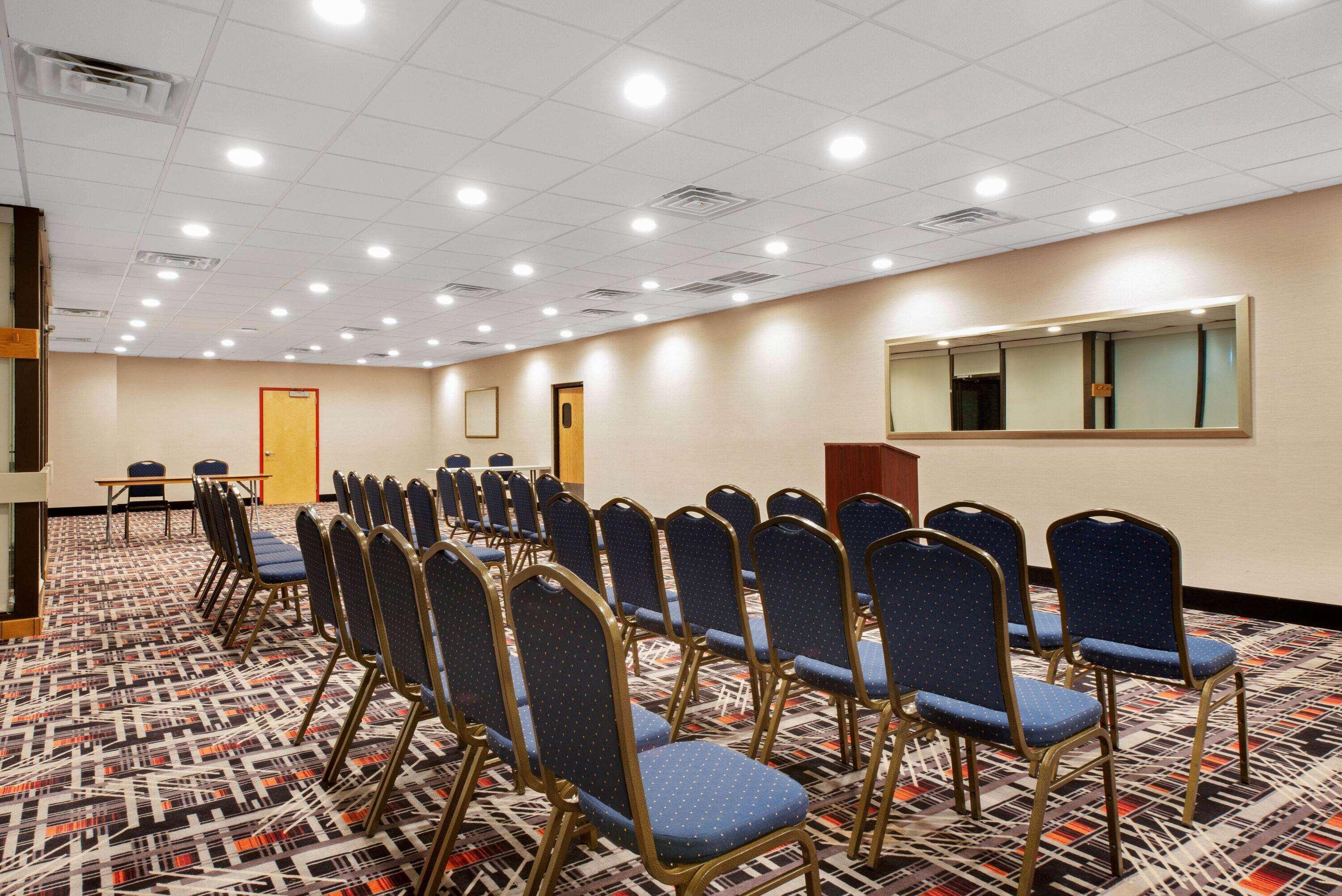La Quinta Inn & Suites By Wyndham Dc Metro Capital Beltway Capitol Heights Extérieur photo