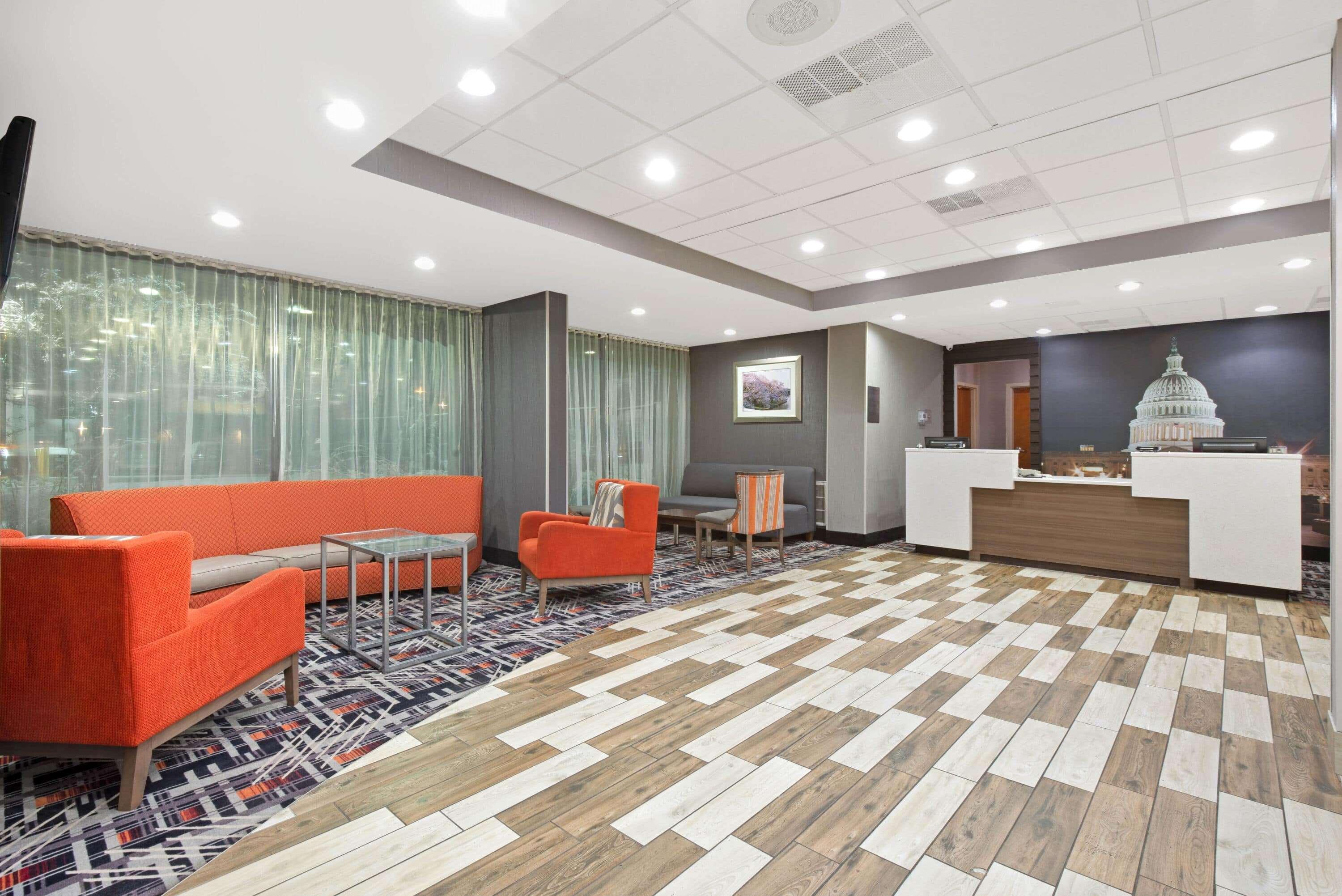 La Quinta Inn & Suites By Wyndham Dc Metro Capital Beltway Capitol Heights Extérieur photo