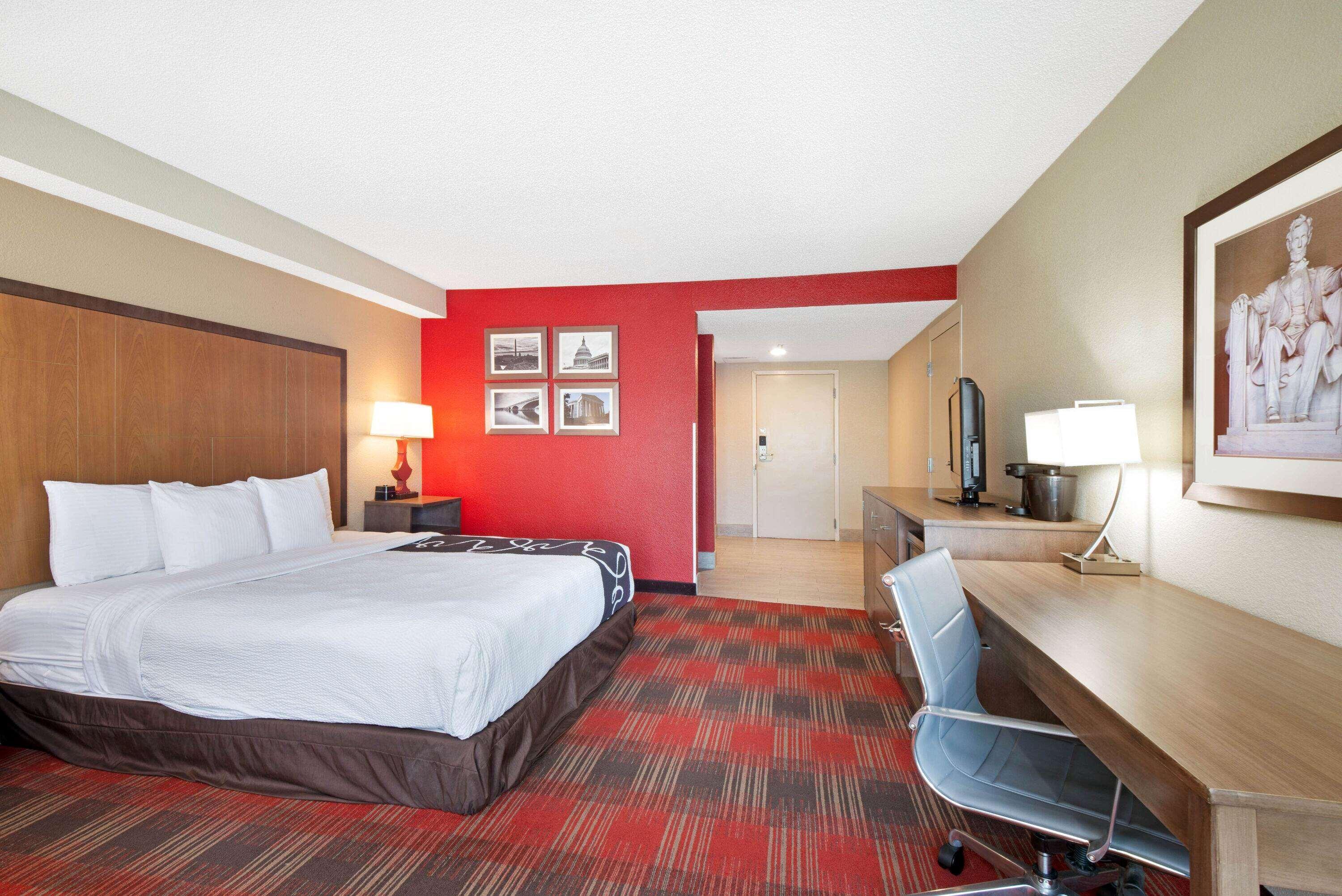 La Quinta Inn & Suites By Wyndham Dc Metro Capital Beltway Capitol Heights Extérieur photo
