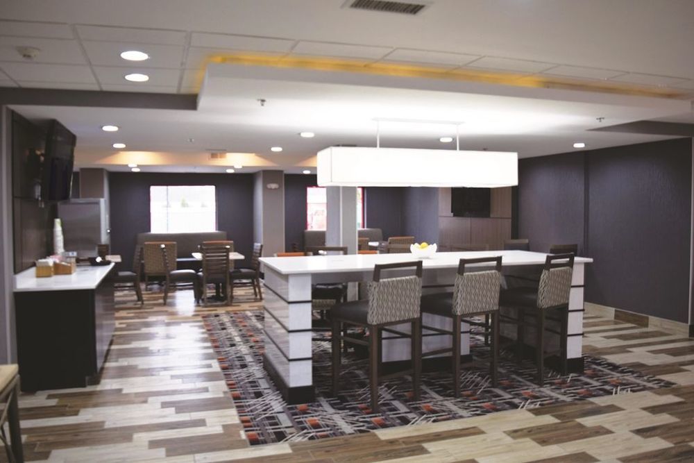 La Quinta Inn & Suites By Wyndham Dc Metro Capital Beltway Capitol Heights Intérieur photo